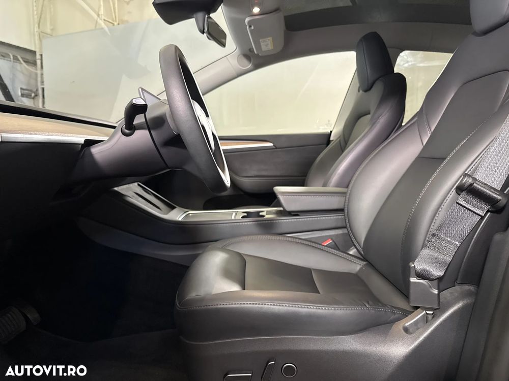 TESLA Model Y 2023 — imagine 21