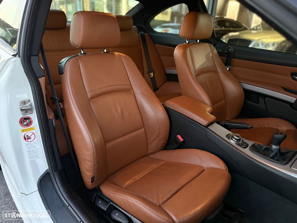 BMW 320 d Coupe - 10