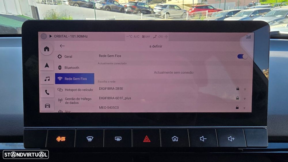 MG MG4 64 kWh Luxury - 32