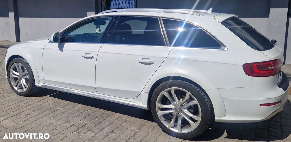 Audi A4 Allroad 2.0 TDI DPF S tronic - 4