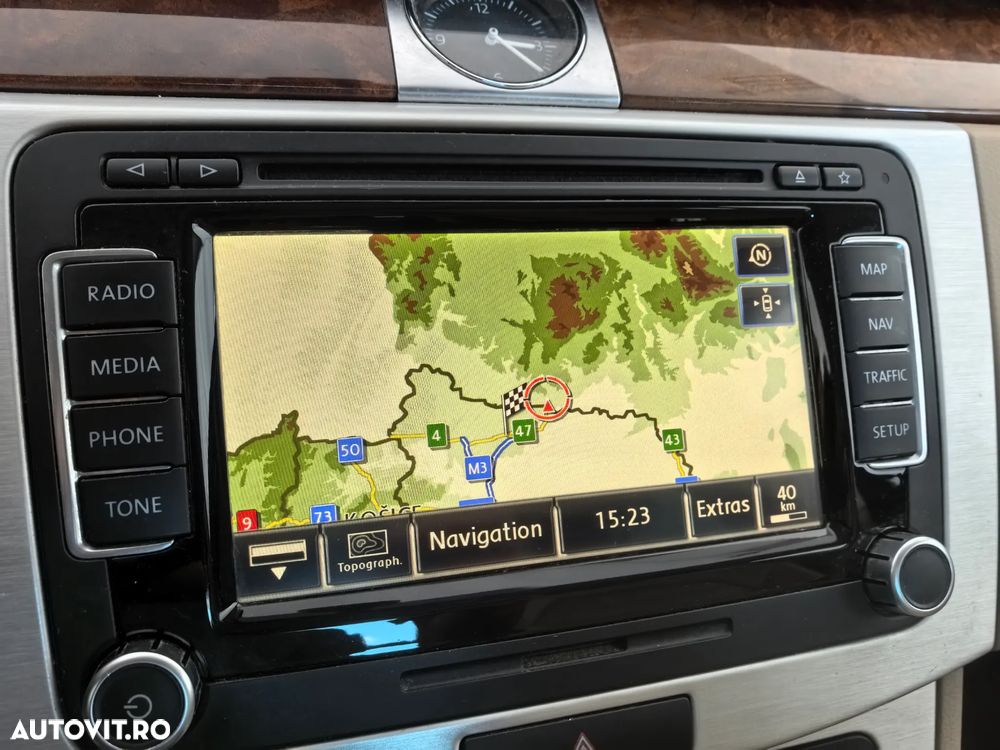Volkswagen Passat 2.0 TDI BlueMotion Tehnology Highline DSG - 23