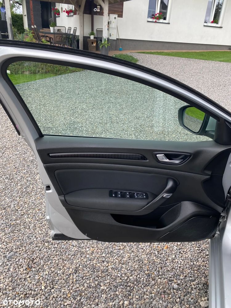 Renault Megane - 25