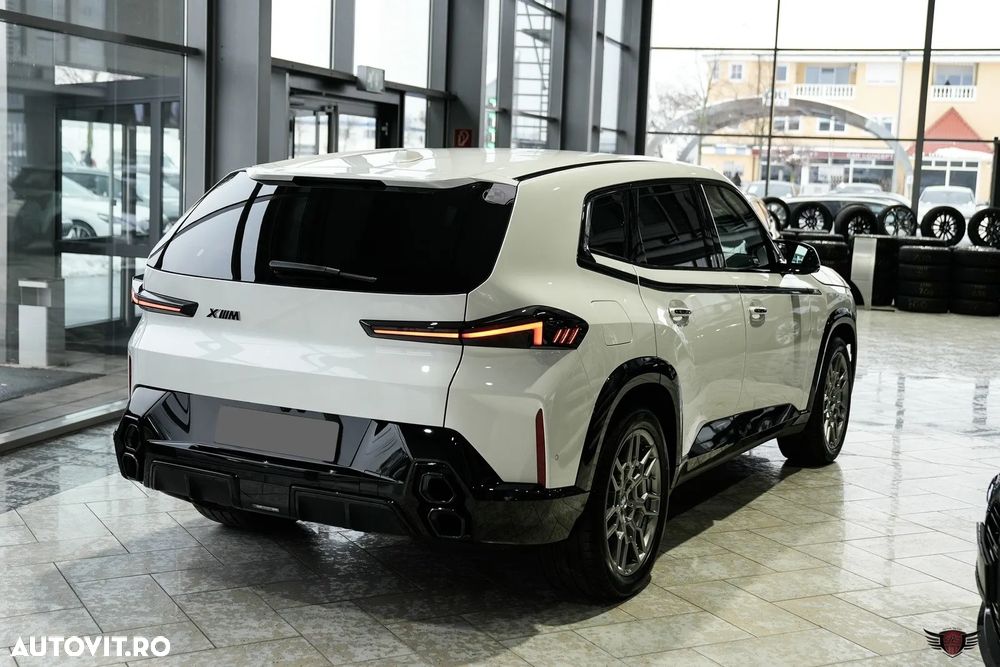 BMW XM 50e - 5