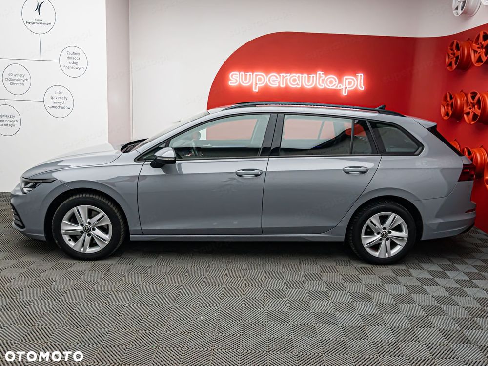 Volkswagen Golf - 5