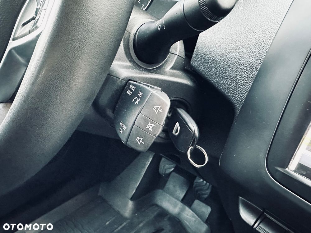 Dacia Duster 1.6 SCe S&S - 13