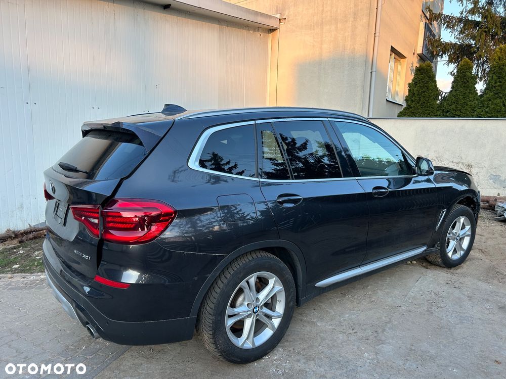 BMW X3 xDrive30i Luxury Line sport - 2