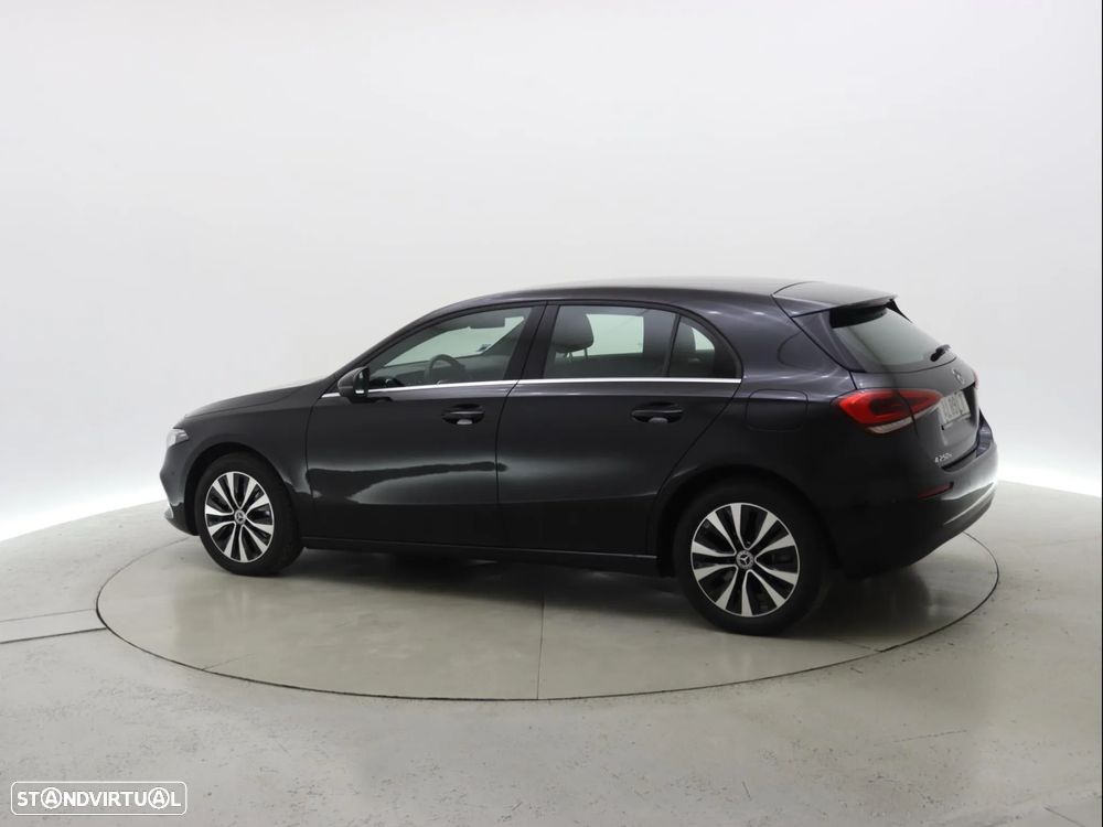 Mercedes-Benz A 250 e Style Plus - 3