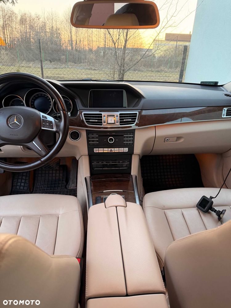 Mercedes-Benz Klasa E - 7