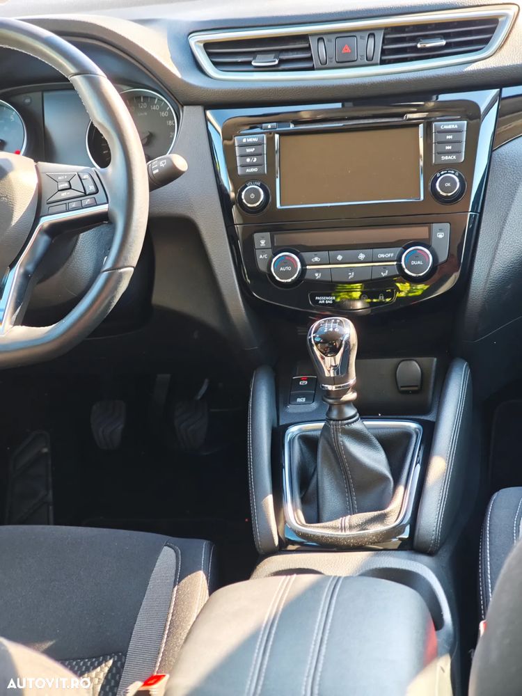 Nissan Qashqai 1.3 138CP 2WD N-Connecta - 11