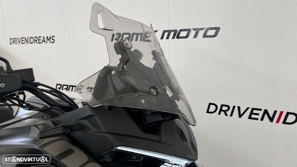 Voge 625 DSX - 5