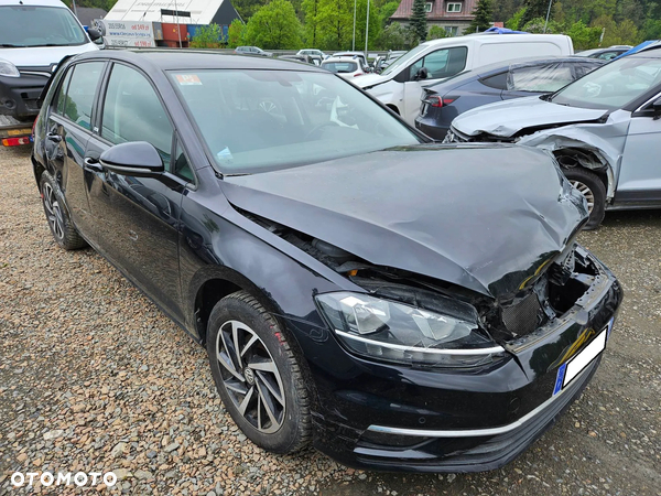 Volkswagen Golf VII 1.6 TDI BMT Comfortline