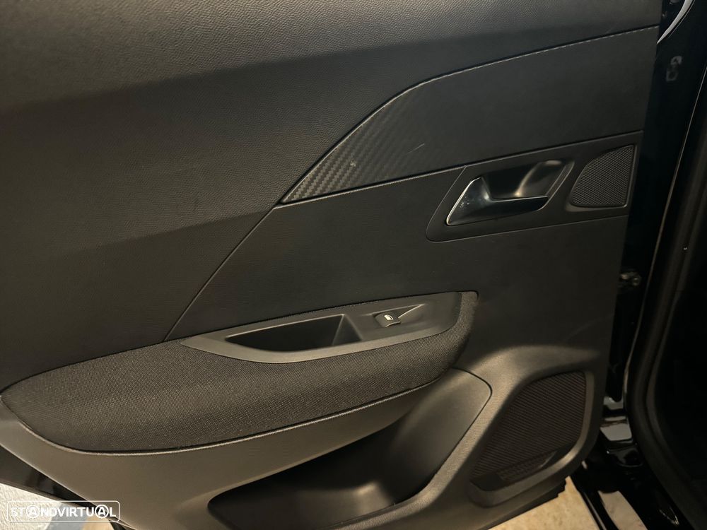 Peugeot 2008 1.2 PureTech Active Pack - 14