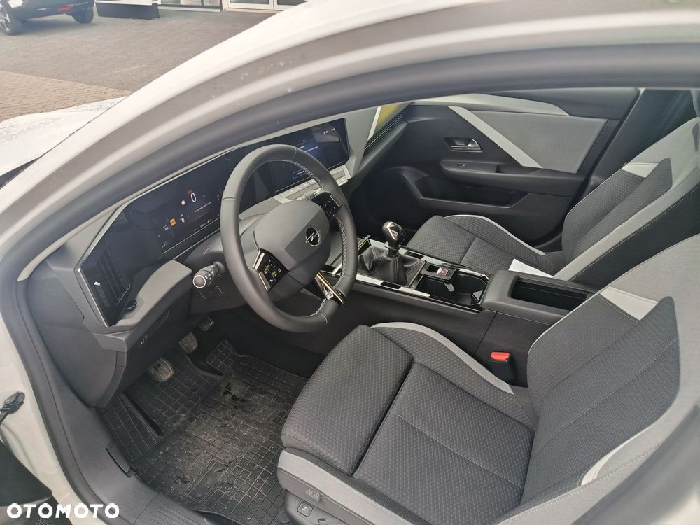 Opel Astra VI 1.2 T Business Edition S&S - 8