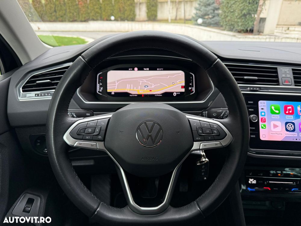 Volkswagen Tiguan - 19