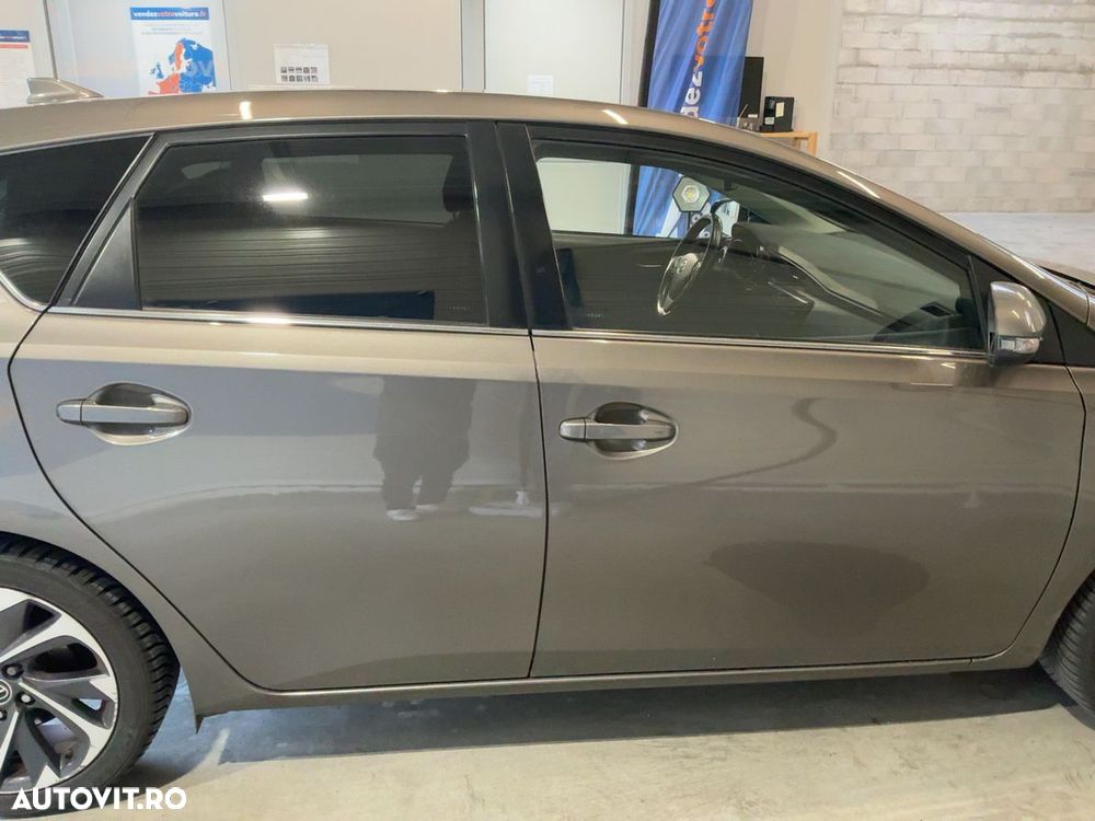 Toyota Auris 1.8 VVT-i Automatik Design Edition - 5