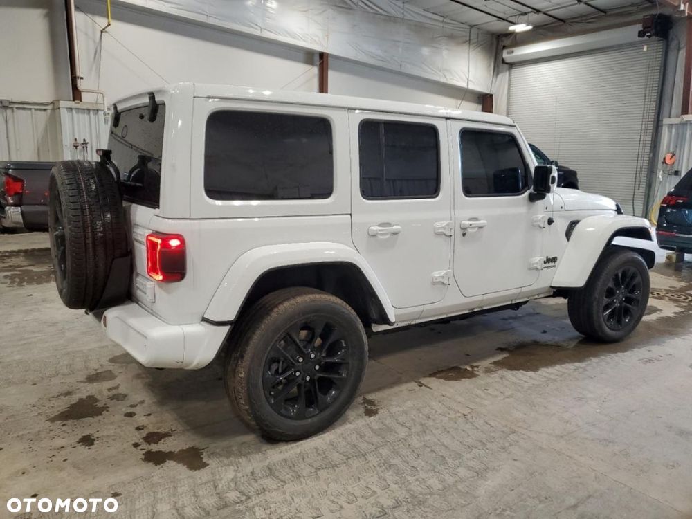 Jeep Wrangler - 4