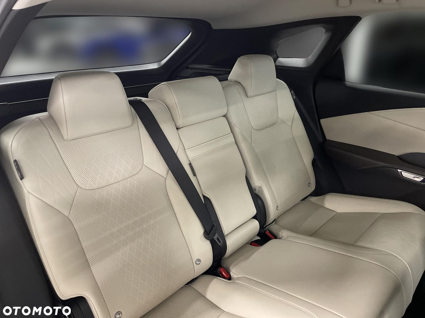 Lexus RX - 16