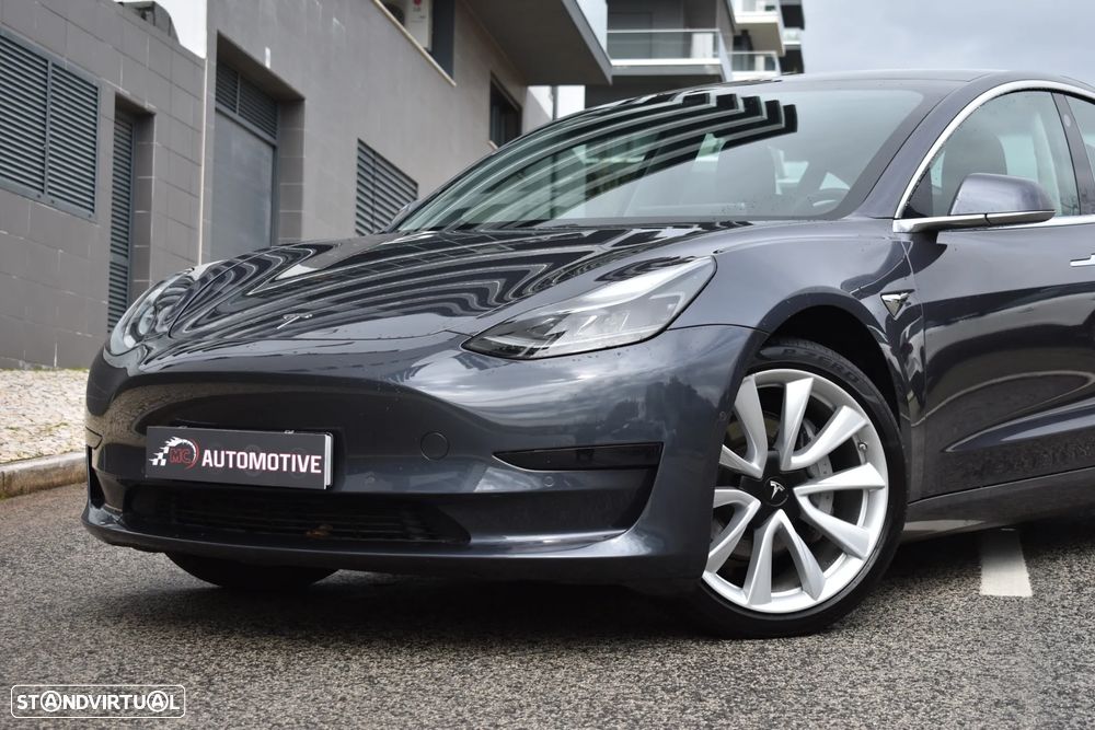 Tesla Model 3 Standard Range Plus RWD - 3
