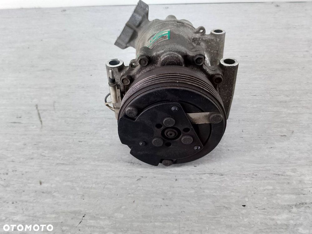 POMPA, SPRĘŻARKA KLIMATYZACJI RENAULT CLIO II LIFT 8200037058 SD6V12 1.2 - 4