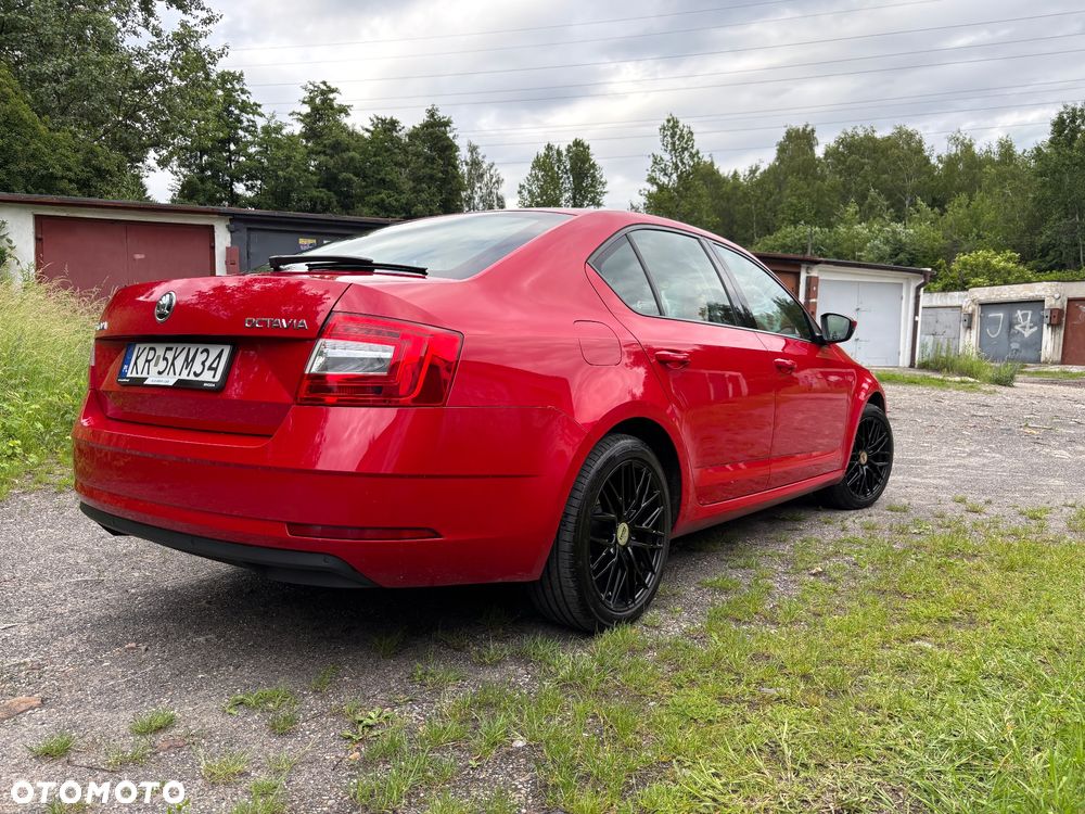 Skoda Octavia 2.0 TDI Style DSG - 4