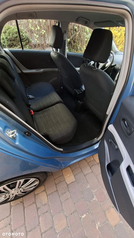 Toyota Yaris 1.3 VVT-i Sol - 12