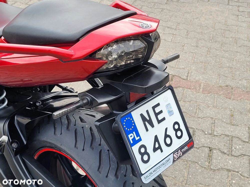 Yamaha FZ - 20