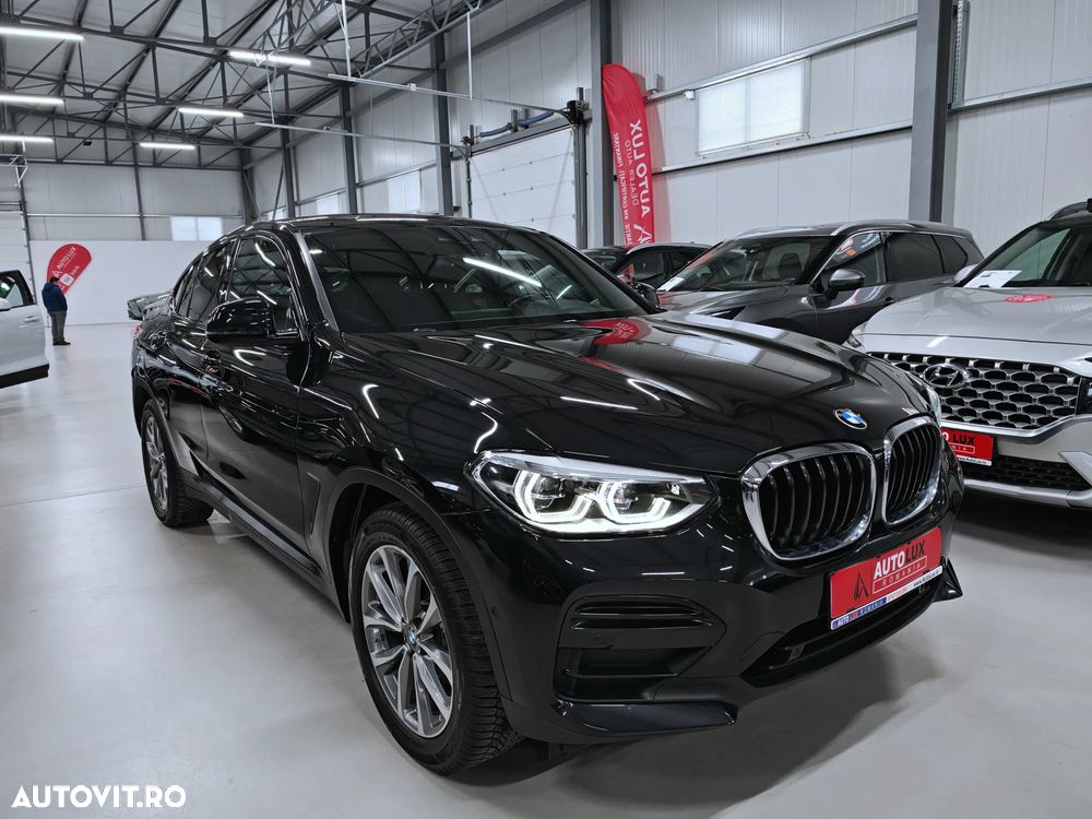 BMW X4 xDrive20i Aut. Advantage - 3
