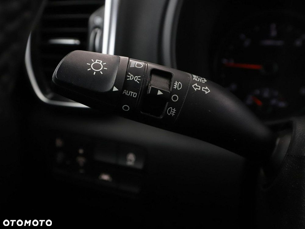 Kia Sportage 1.6 CRDI Business Line 2WD - 33