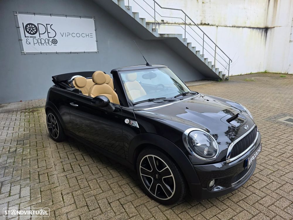 MINI Cabrio Cooper S - 11