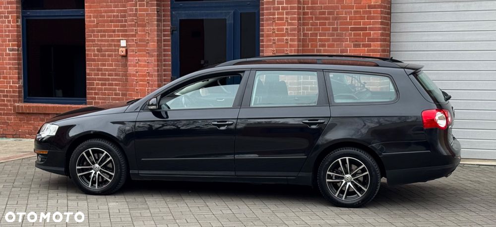 Volkswagen Passat 1.9 TDI Comfortline - 12