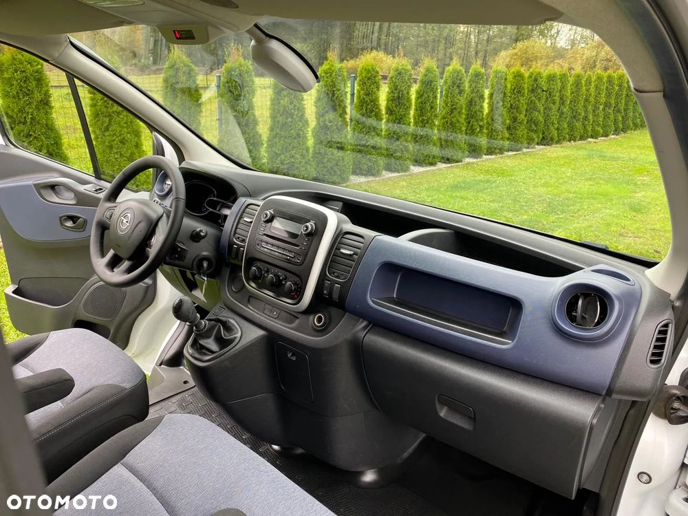 Opel VIVARO - 23