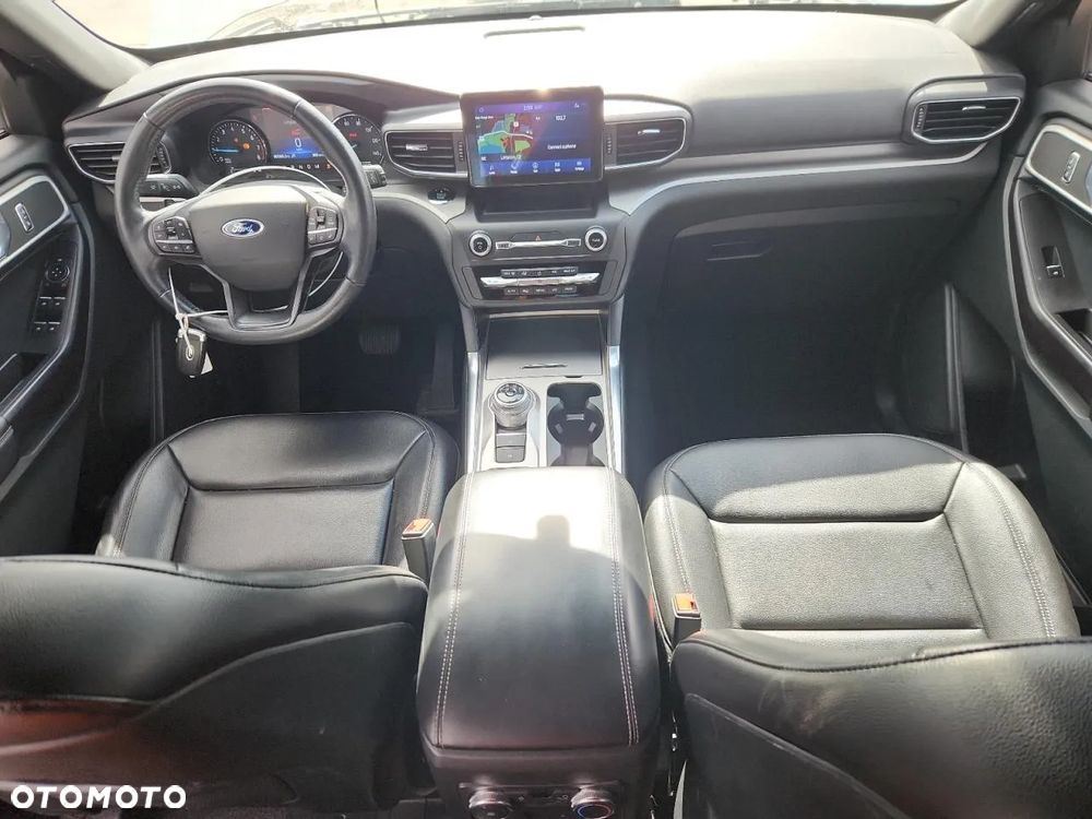 Ford Explorer - 9