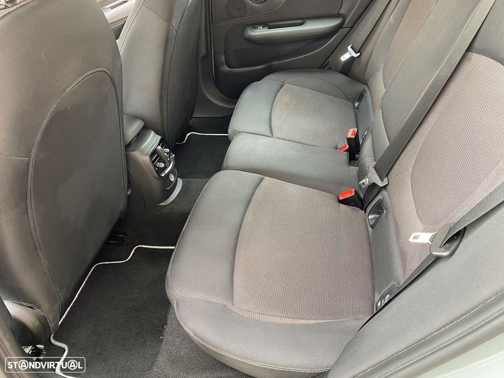 MINI Clubman One D Aut. - 11