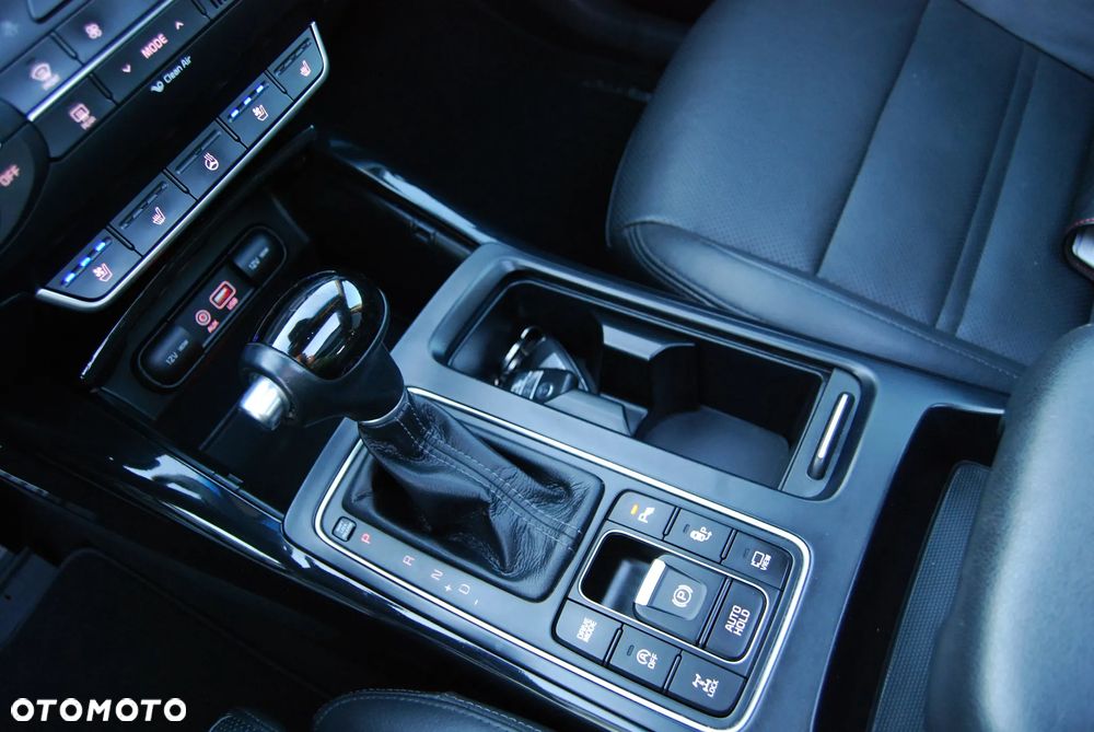 Kia Sorento 2.2 CRDI XL - 28