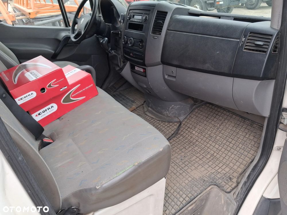 Volkswagen Crafter - 16