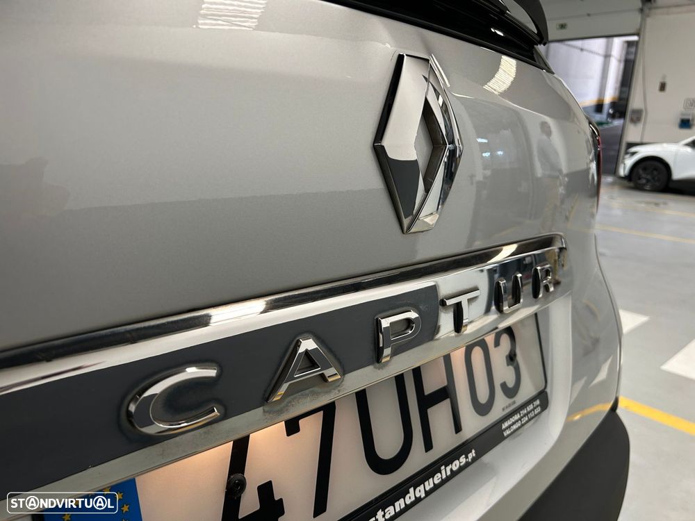 Renault Captur 1.5 dCi Exclusive — fotografia 14