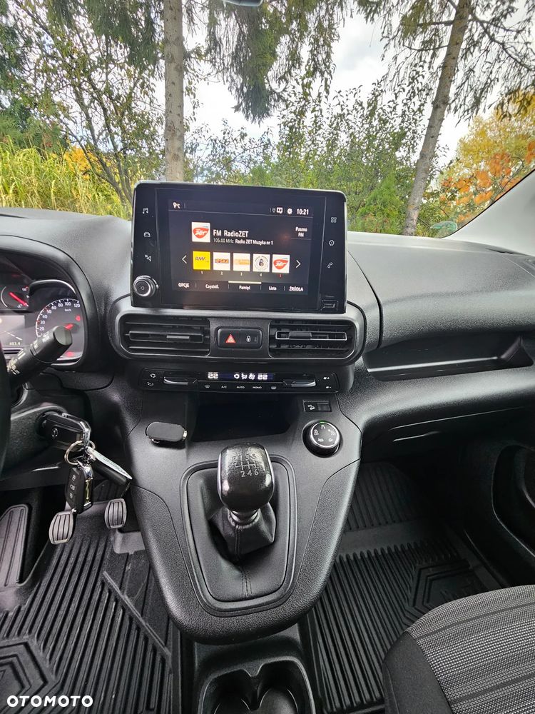 Opel Combo 1.2 Turbo Start/Stop Edition - 36