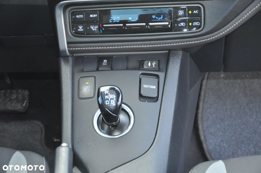 Toyota Auris - 34