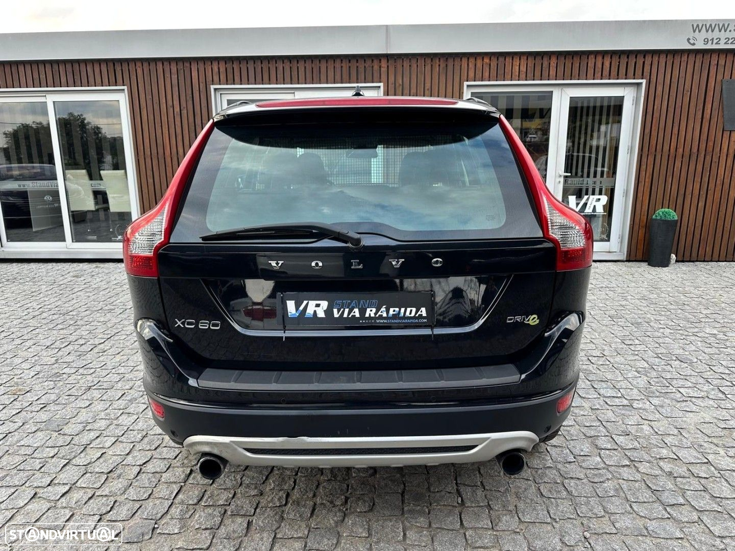 Volvo XC 60 2.0 D3 Drive R-Design - 6