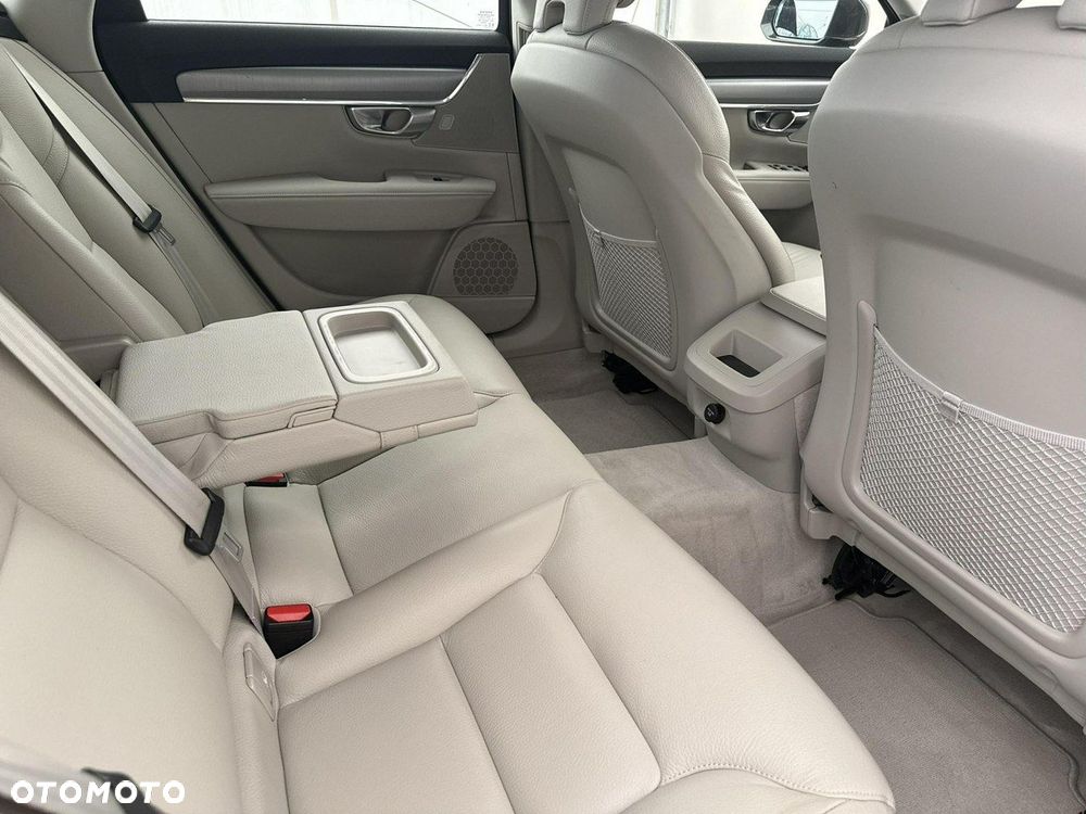 Volvo V90 - 21