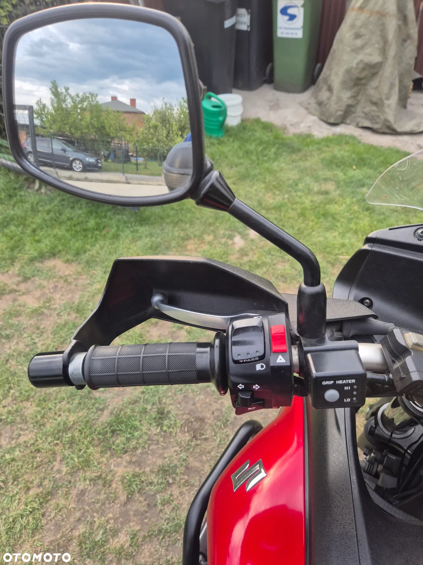 Suzuki V-STROM - 18