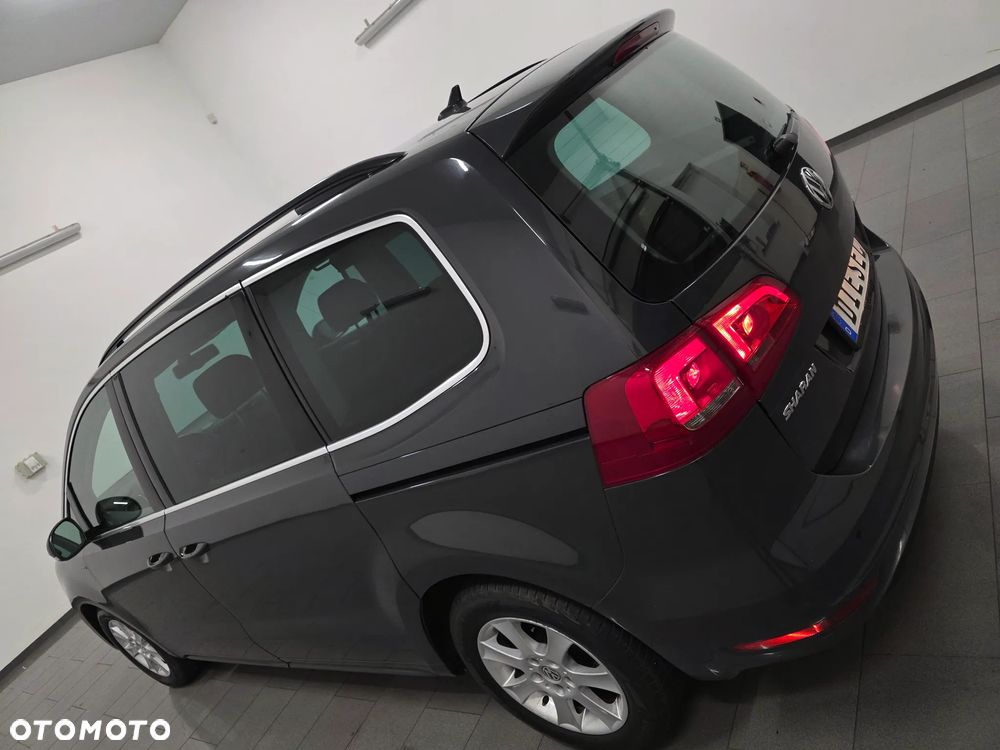 Volkswagen Sharan 2.0 TDI Blue Motion Style - 32