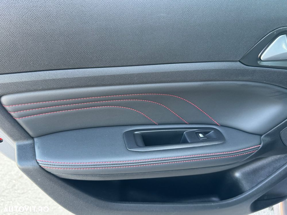 Peugeot 308 BlueHDi FAP 130 EAT8 Stop & Start GT Pack - 19