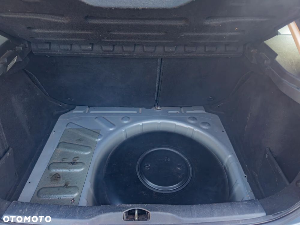 Citroën C4 1.6 16V Impress - 14