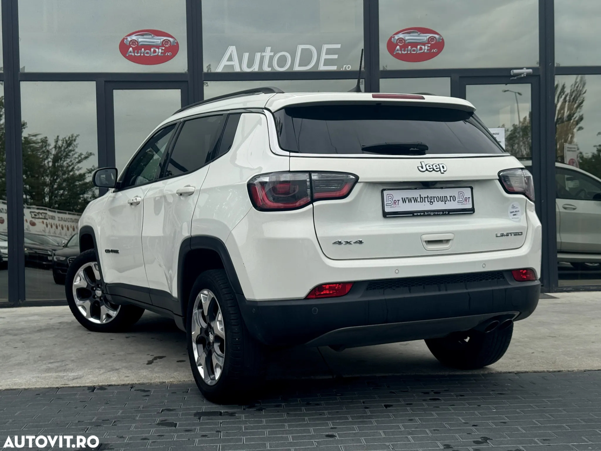 Jeep Compass 2.0 M-Jet 4x4 AT Limited - 4