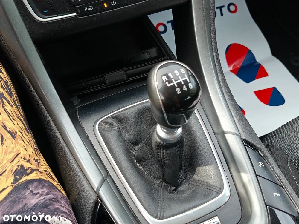 Ford Mondeo 2.0 TDCi Titanium - 35