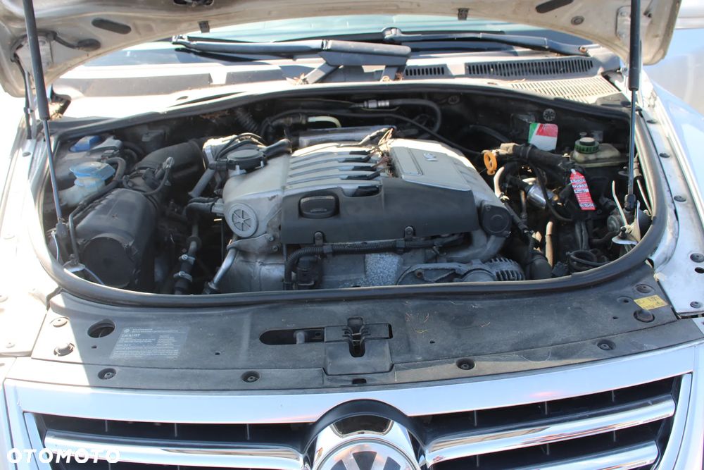Volkswagen Touareg 3.2 V6 Tiptr - 17