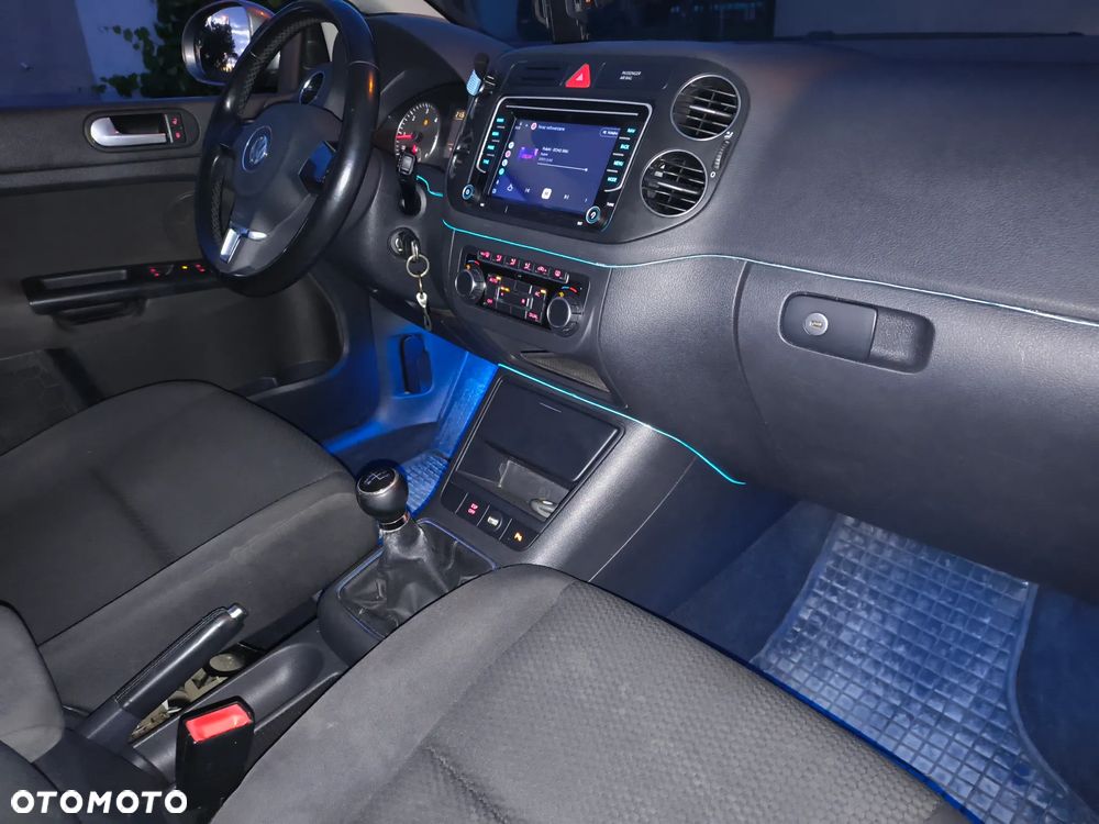 Volkswagen Golf Plus - 13