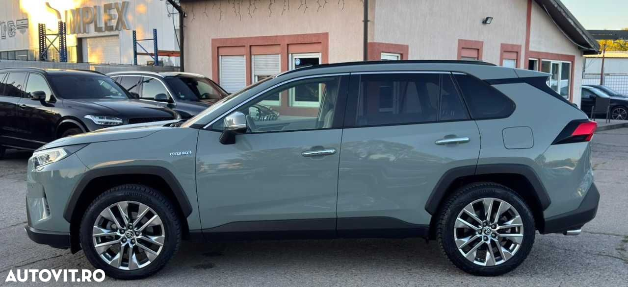 Toyota RAV4 - 4