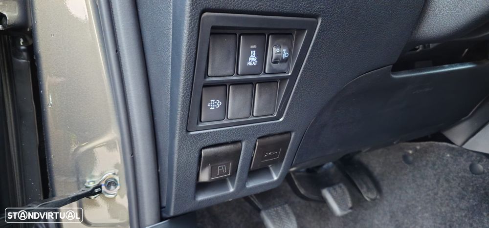 Toyota Hilux 4x4 Cabine Dupla Duty - 12